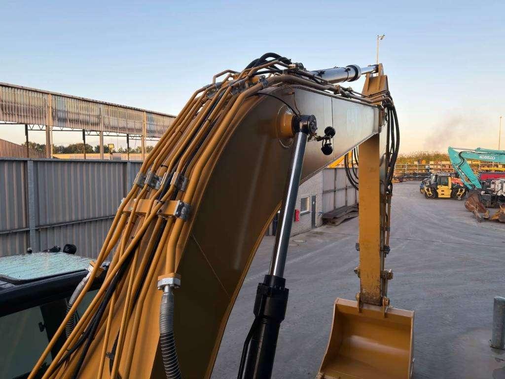 Caterpillar 330 07B Photo 24