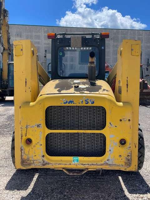 Komatsu SK1020 Photo 5