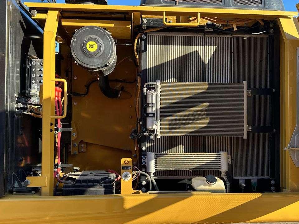 Caterpillar 323FLN Photo 9