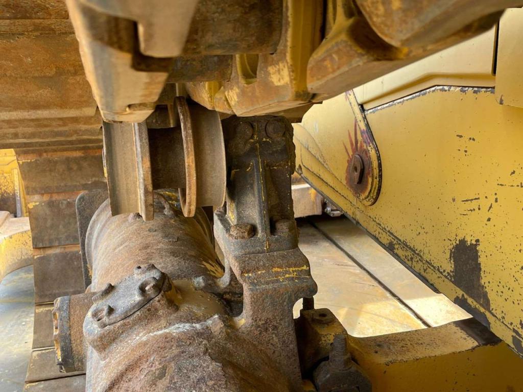 Caterpillar D6TLGP Photo 13