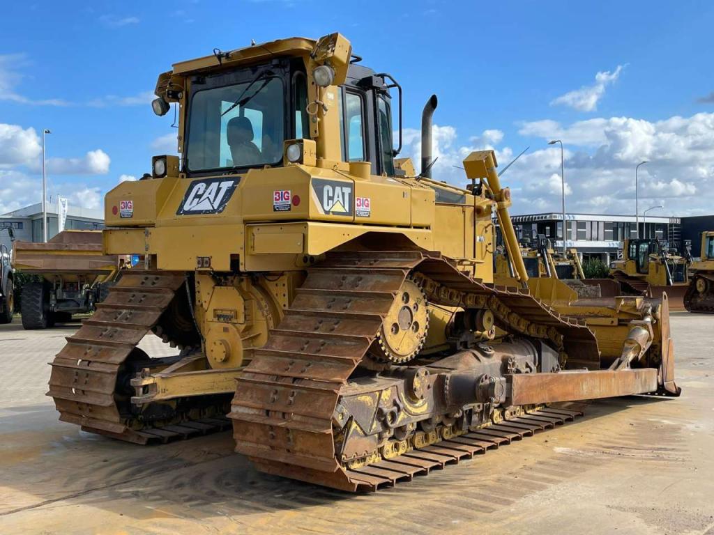 Caterpillar D6TLGP Photo 5