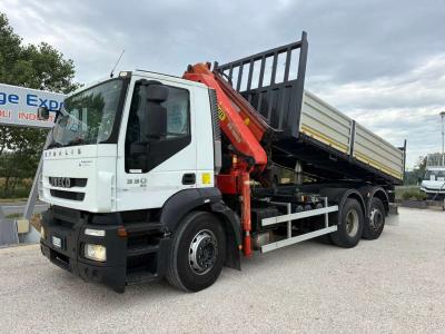 Iveco STRALIS 330 euro 5 ribaltabile GRU PALFINGER sold by Bridge Export Srl