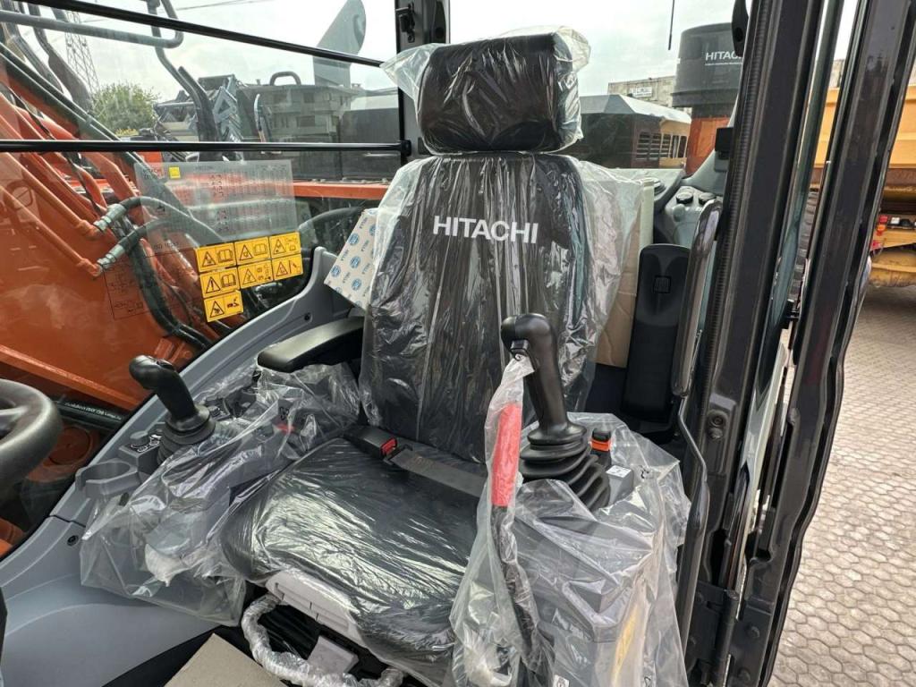 Hitachi ZX150WT-7 2P Photo 18