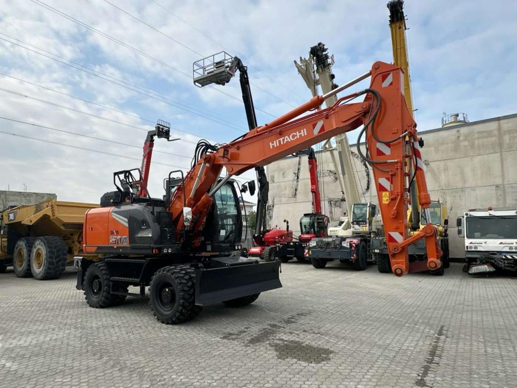 Hitachi ZX150WT-7 2P Photo 22