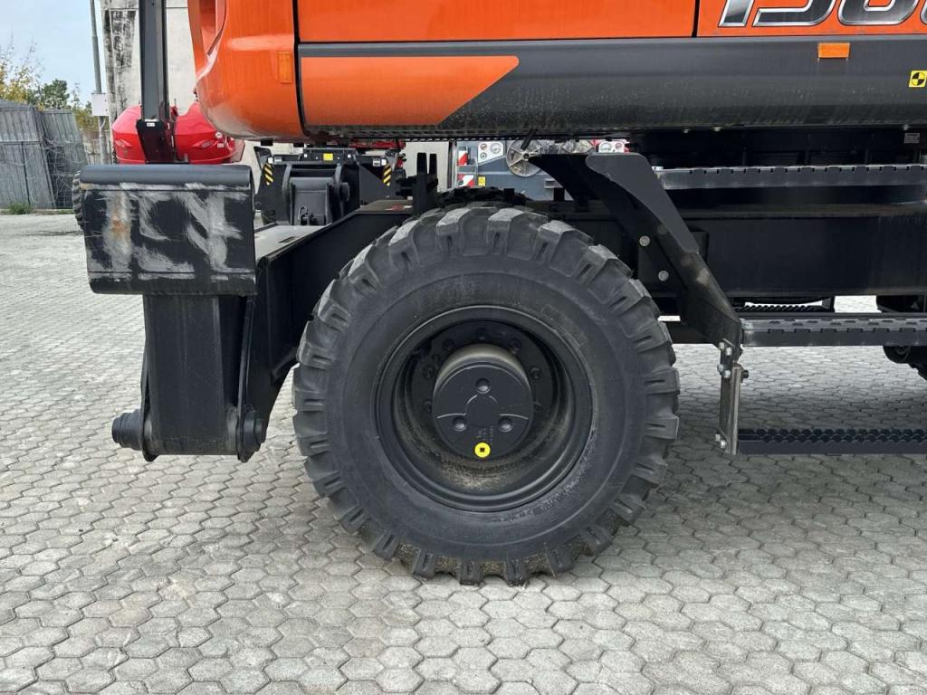 Hitachi ZX150WT-7 2P Photo 4