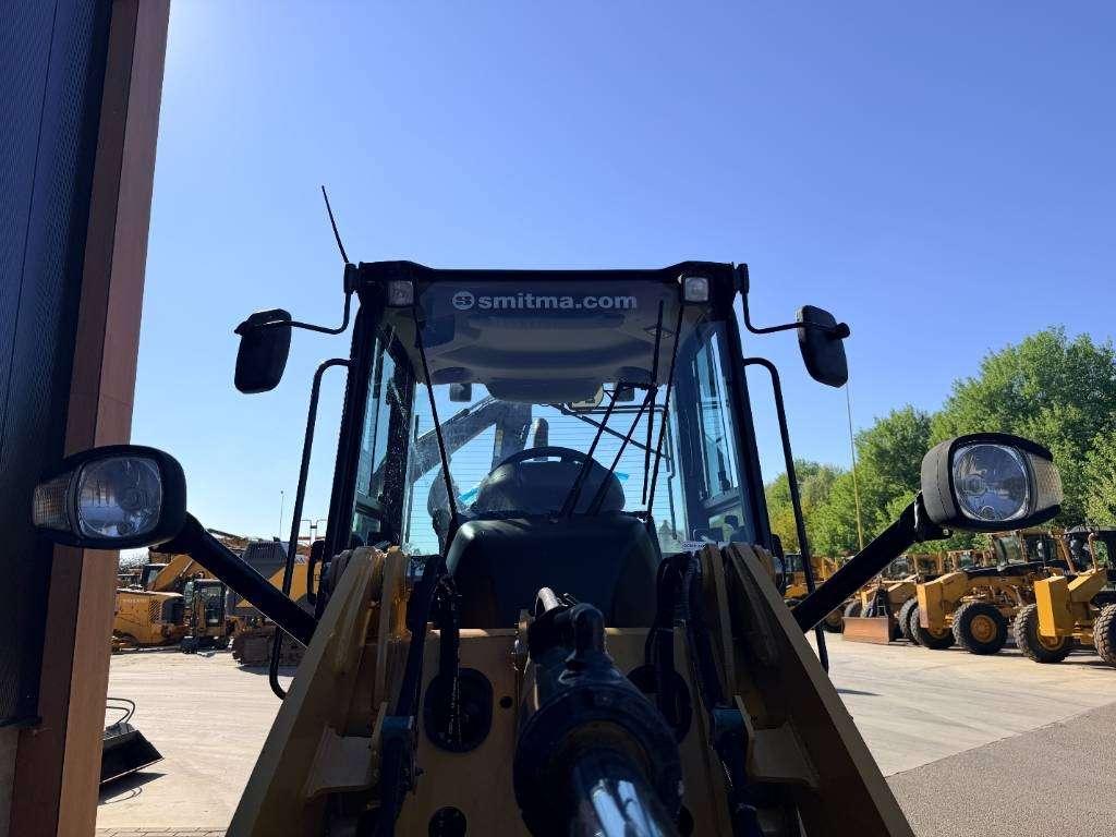 Caterpillar 908M | NEW TYRES Photo 20