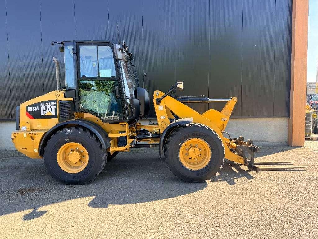 Caterpillar 908M | NEW TYRES Photo 29