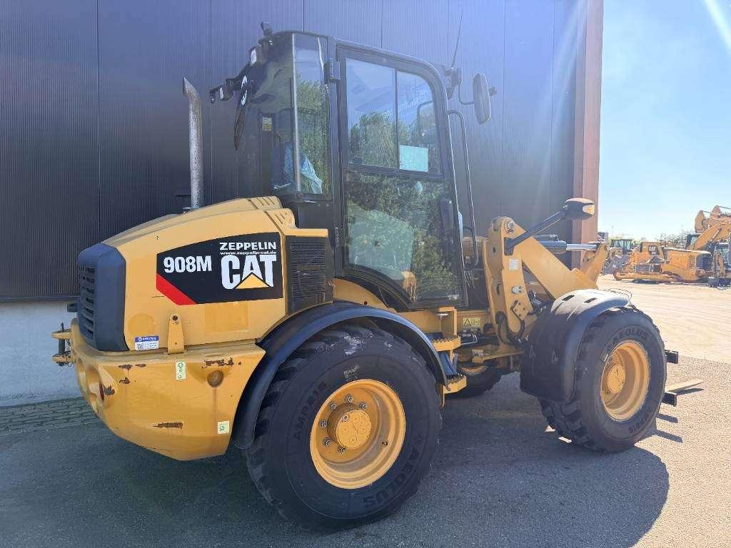 Caterpillar 908M | NEW TYRES Photo 30