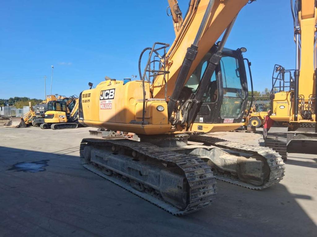 JCB JS 220 Photo 12