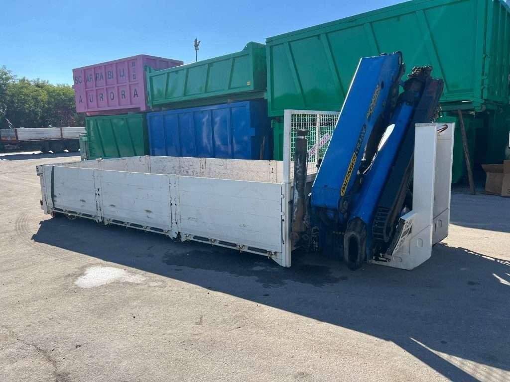 CONTAINER SCARRABILE A PIANALE CON SPONDE E GRU Photo 3
