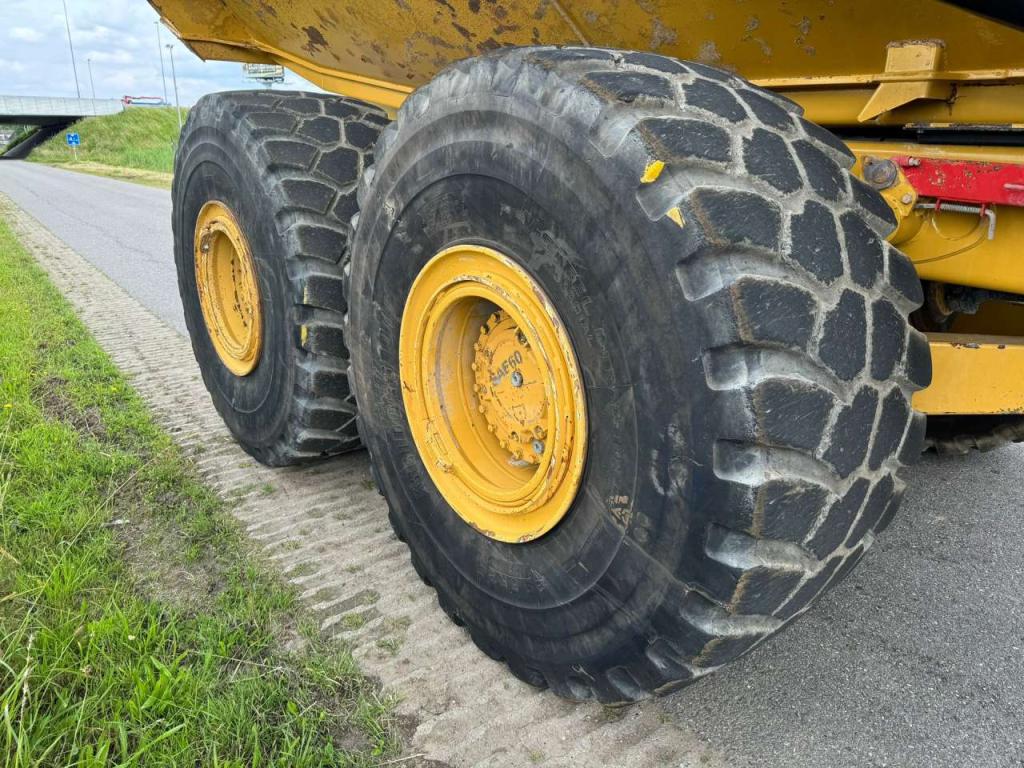 Caterpillar 740B Photo 13