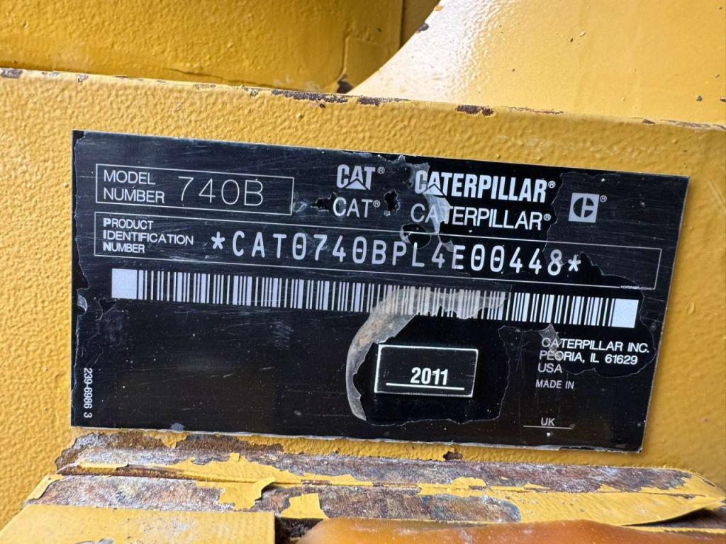 Caterpillar 740B Photo 30