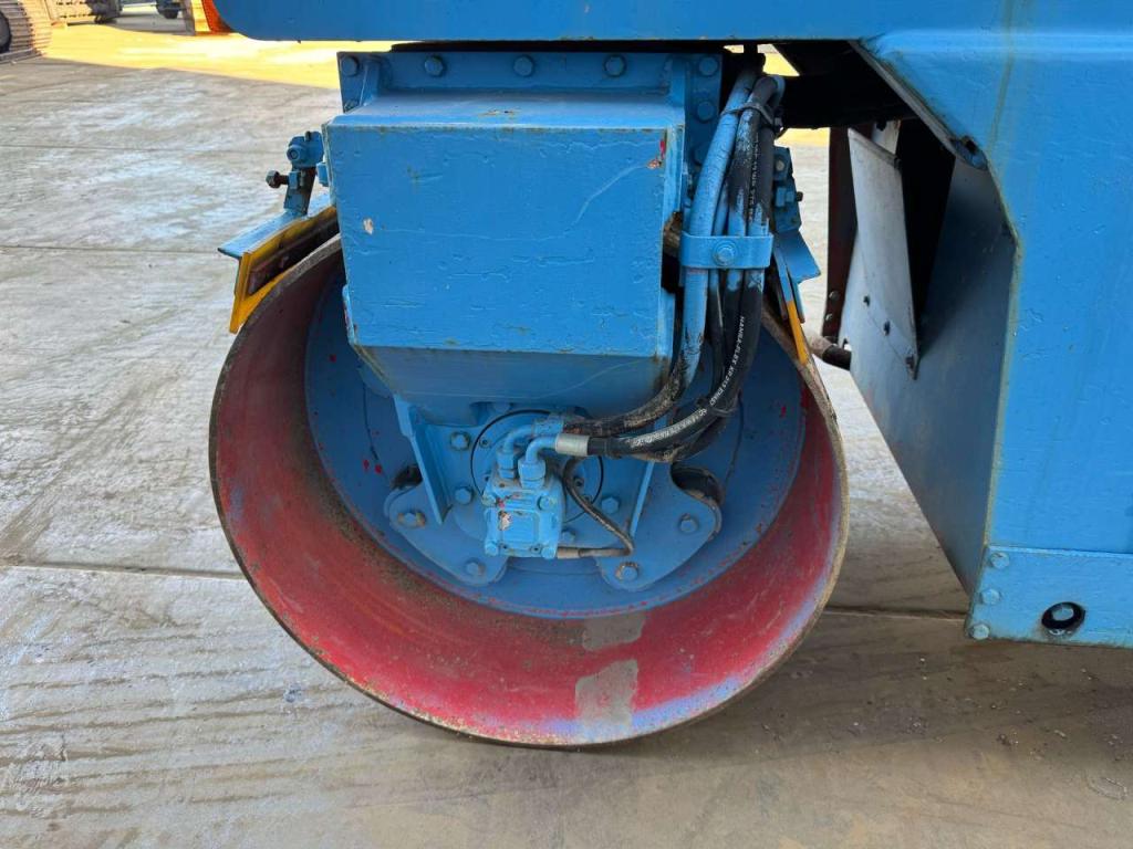 Hamm DV 3.22 Double Drum Photo 13