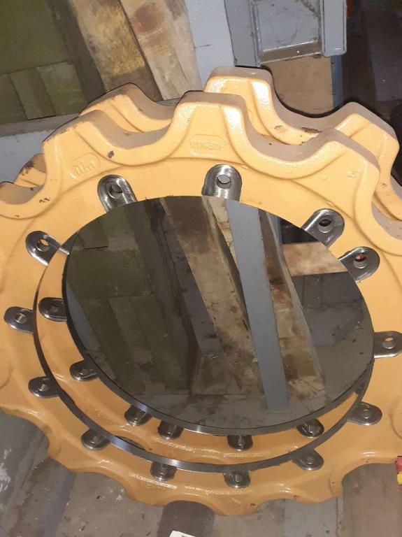Sprocket for Case 1650M Photo 1