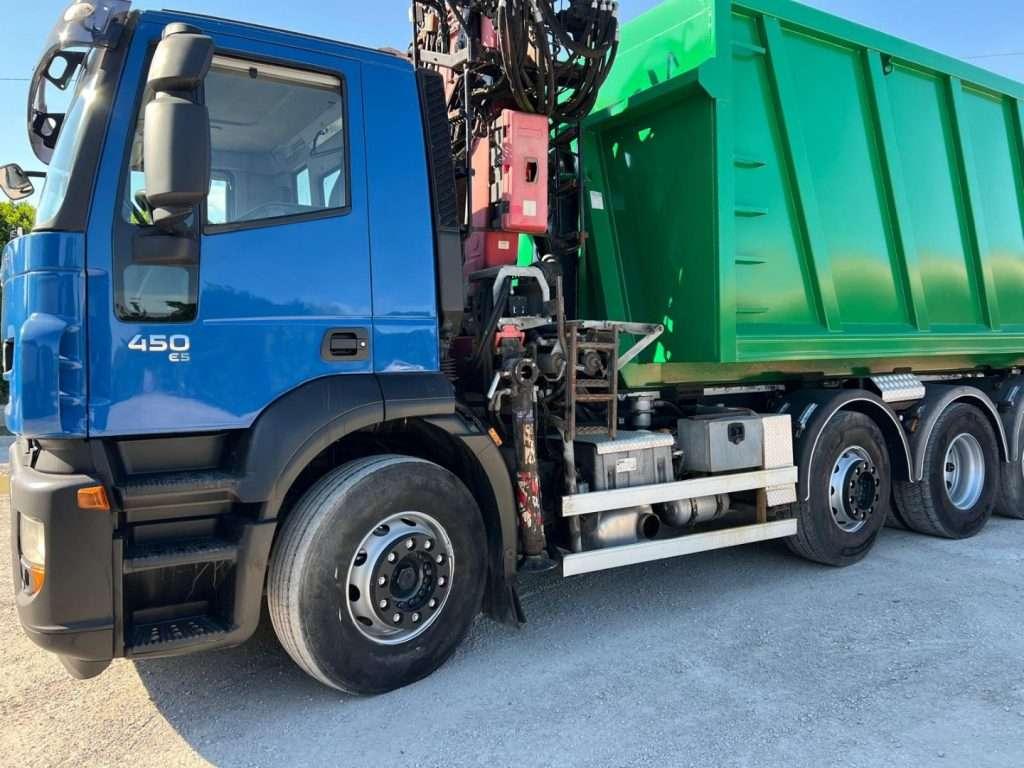 Iveco STRALIS 260.450 SCARRABILE CON GRU Photo 3