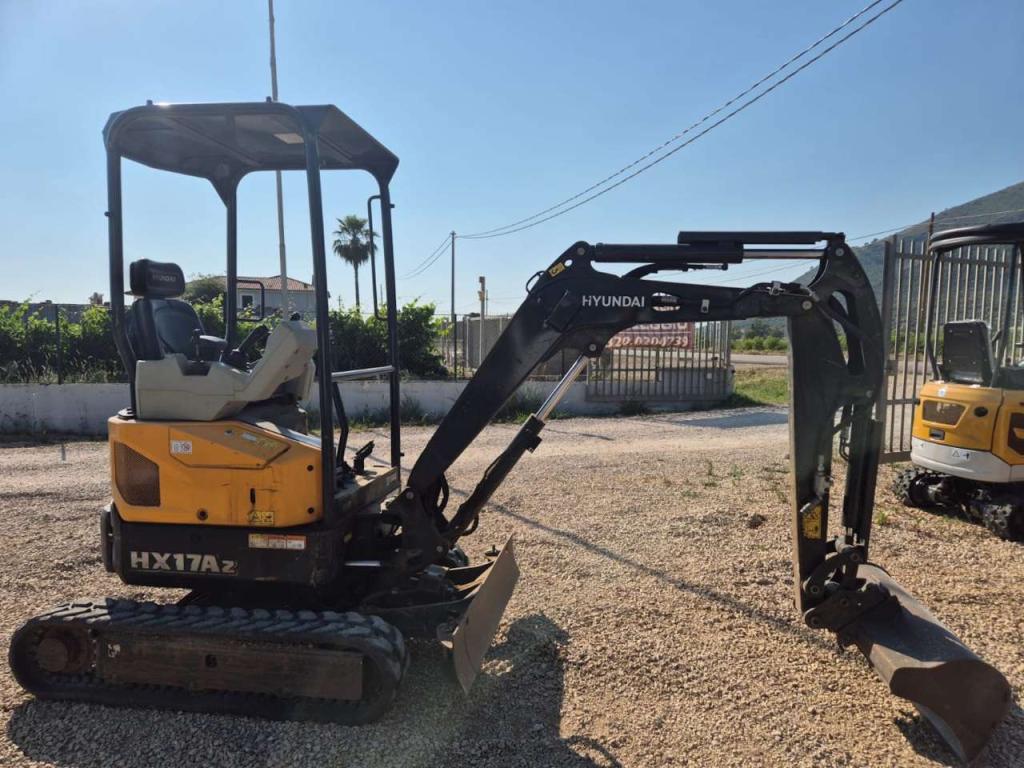 Hyundai HX17AZ Photo 5
