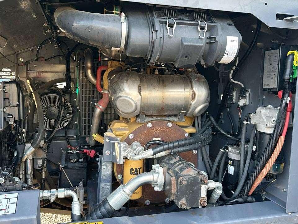 McCloskey R70 Photo 14