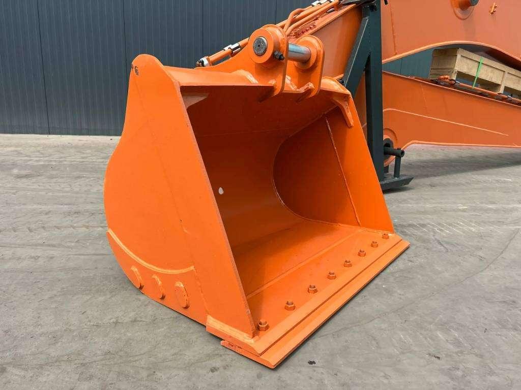 Long reach arm for Hitachi ZX210 18m Set Photo 10