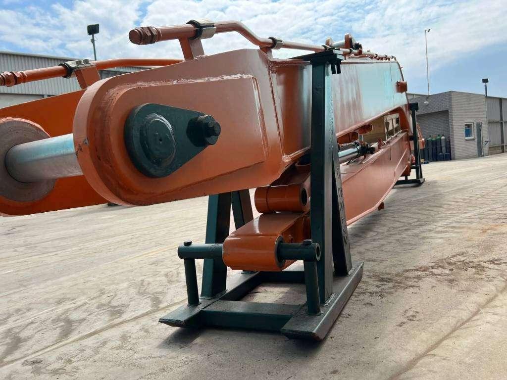 Long reach arm for Hitachi ZX210 18m Set Photo 3