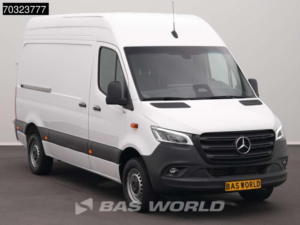 Mercedes-Benz Sprinter 317 CDI 2025-Model Automaat L2H2 170PK LED Xenon Navi Airco Cruise Camera MBUX CarPlay Par Photo 5