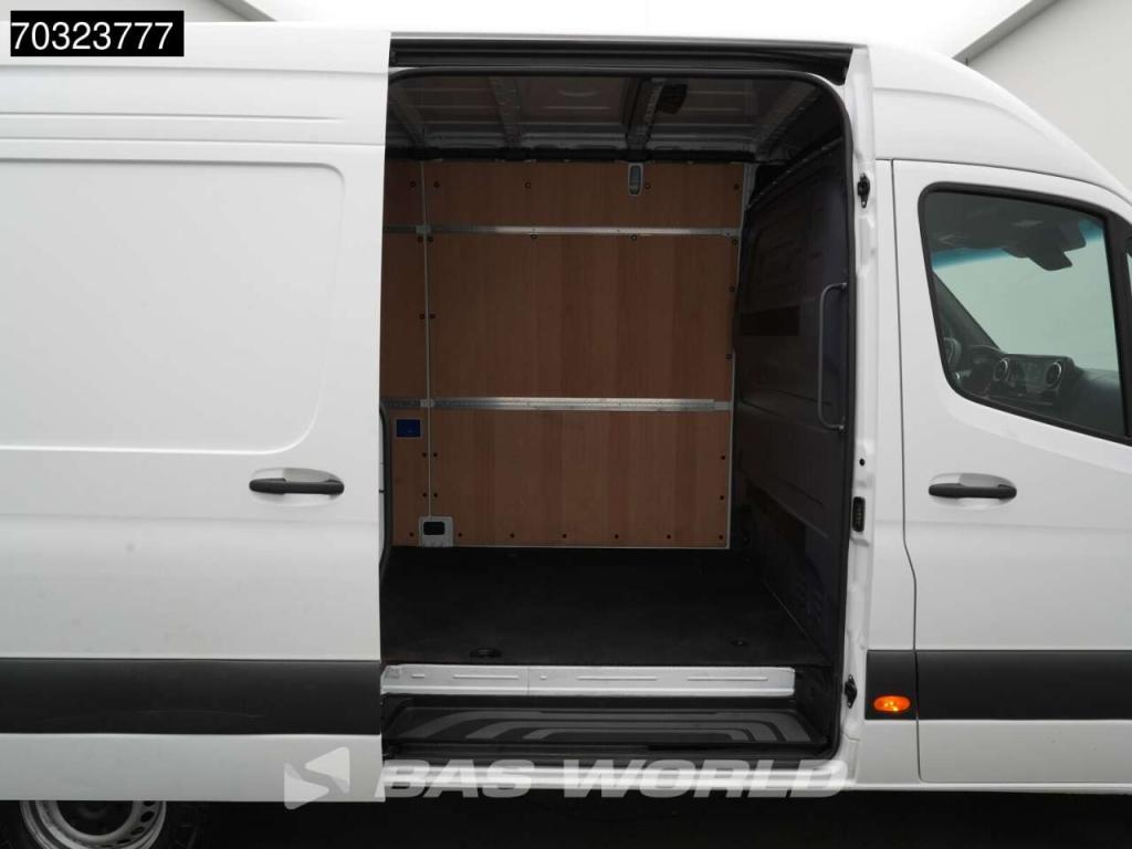 Mercedes-Benz Sprinter 317 CDI 2025-Model Automaat L2H2 170PK LED Xenon Navi Airco Cruise Camera MBUX CarPlay Par Photo 9