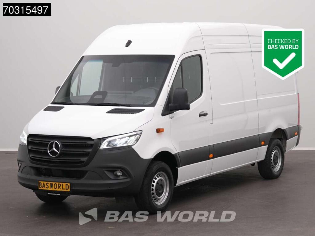 Mercedes-Benz Sprinter 317 CDI Nieuw Model Automaat 170PK L2H2 LED Navi Airco Cruise Camera Parkeersensoren 10inc Photo 1