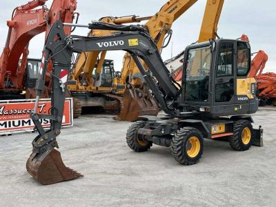 Volvo EW60E 4X4 sold by Massucco T. Srl