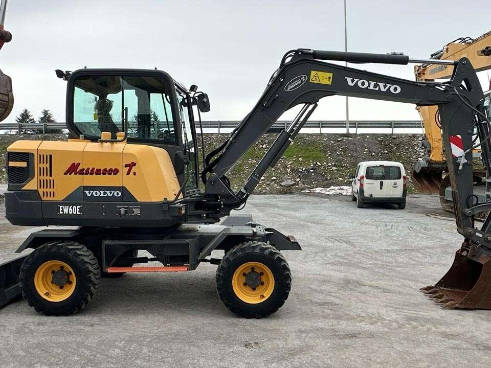 Volvo EW60E 4X4 Photo 22