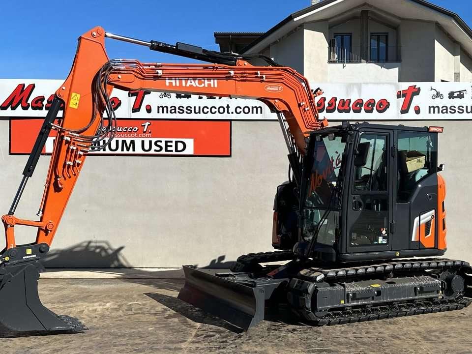 Hitachi ZX95US-7 - Crawler excavator for sale in Cuneo by