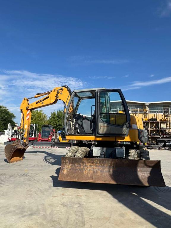 Liebherr A 309 Photo 4