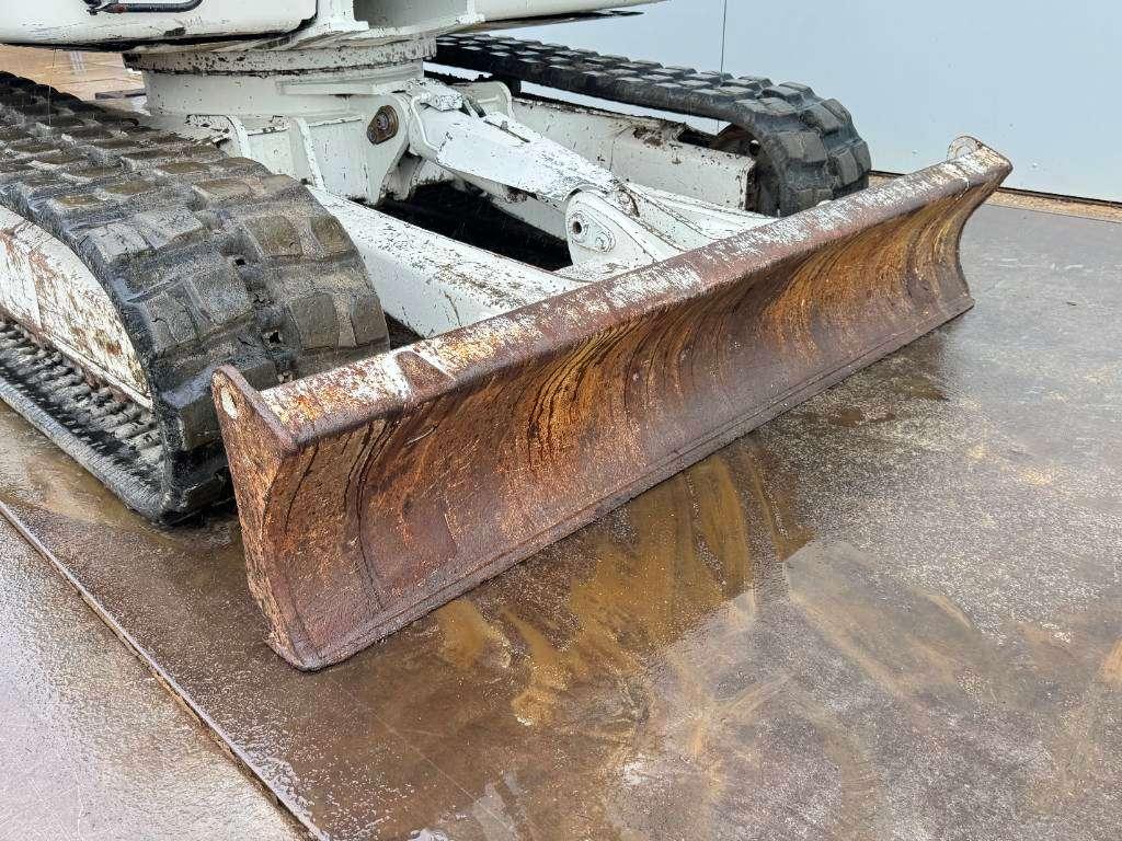 Mecalac 10MCR - Many extra attachments! Auto Lube Photo 16