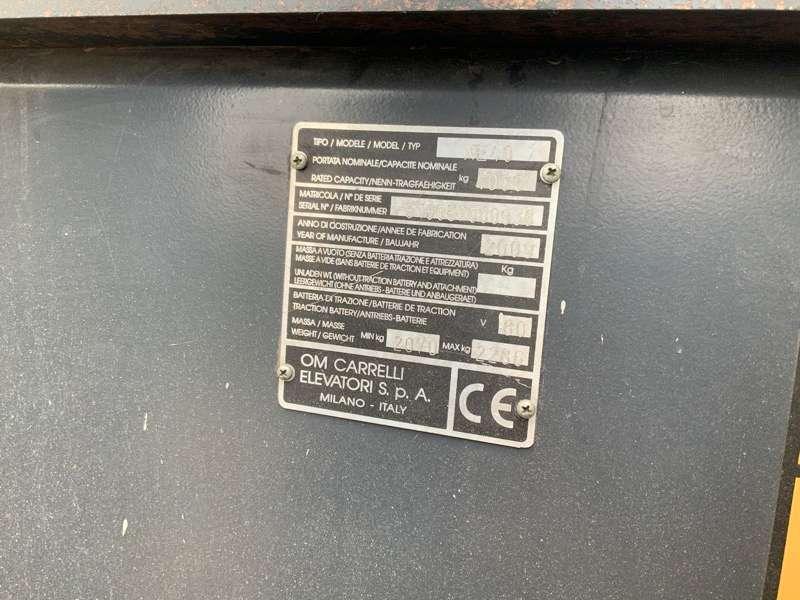 OM XE40 Photo 3