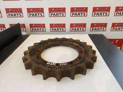 Complete reduction gear pinion for Hitachi EX60 sold by Massucco T. Srl Area Ricambi