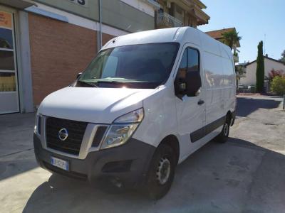 Nissan NV400 Photo 1