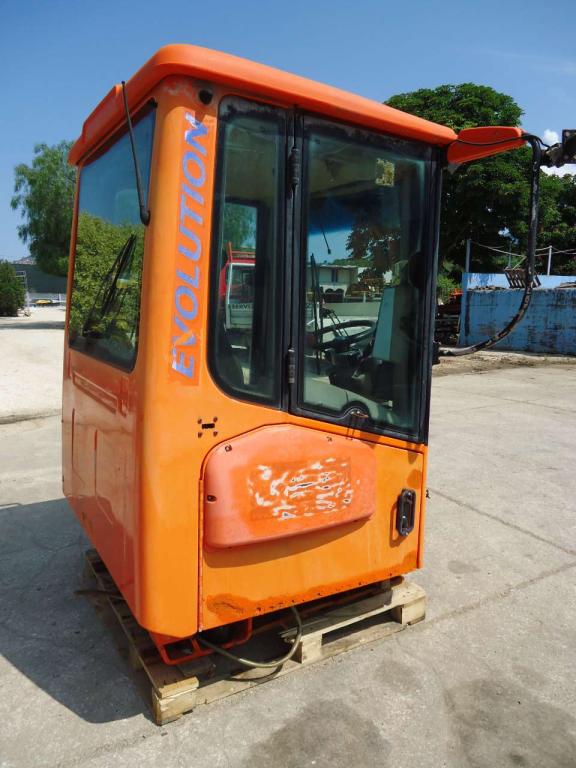Cab for Fiat Kobelco/Fiat Hitachi W170/W190/W230/W270 Photo 4