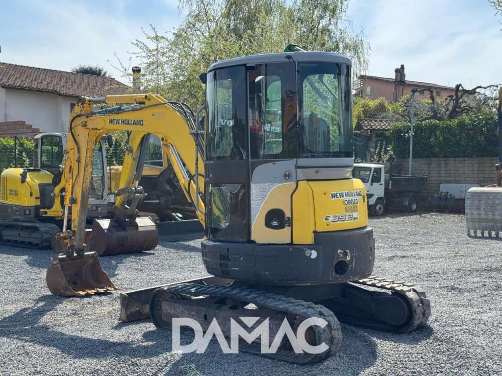 New Holland E35.2SR Photo 5