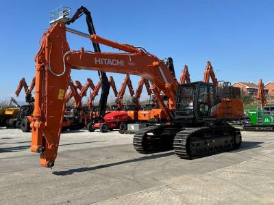 Hitachi ZX530LCH-7 sold by Massucco T. Srl