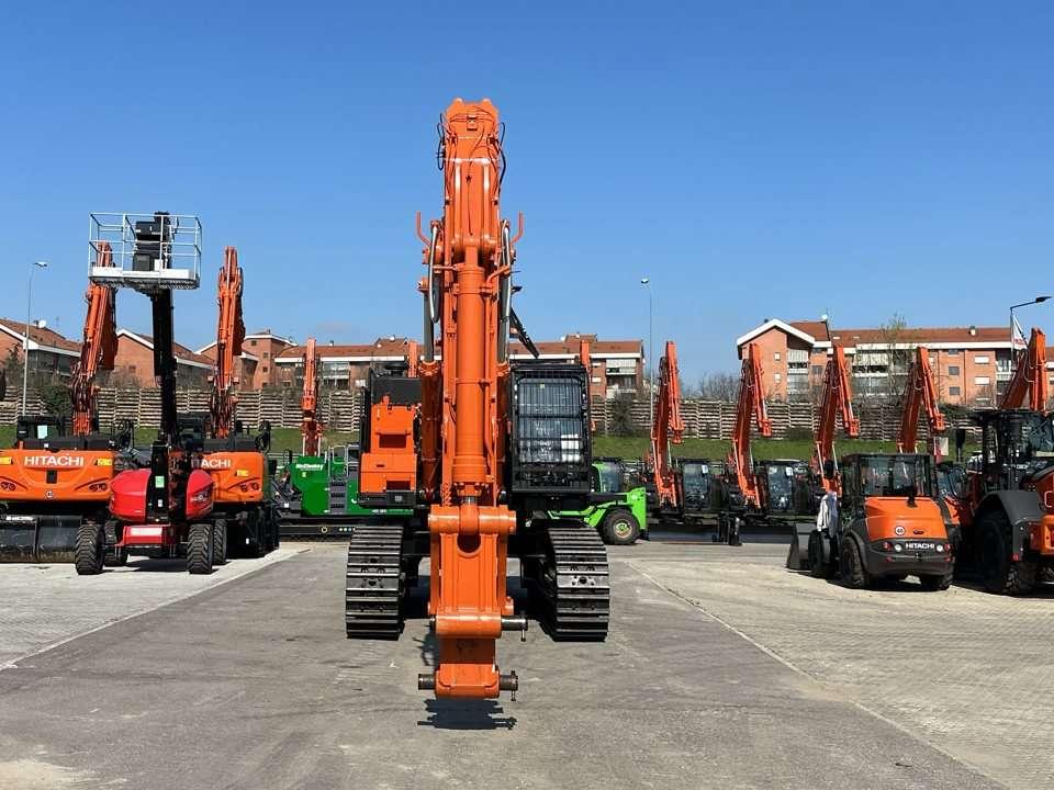 Hitachi ZX530LCH-7 Photo 17