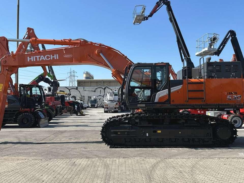 Hitachi ZX530LCH-7 Photo 2