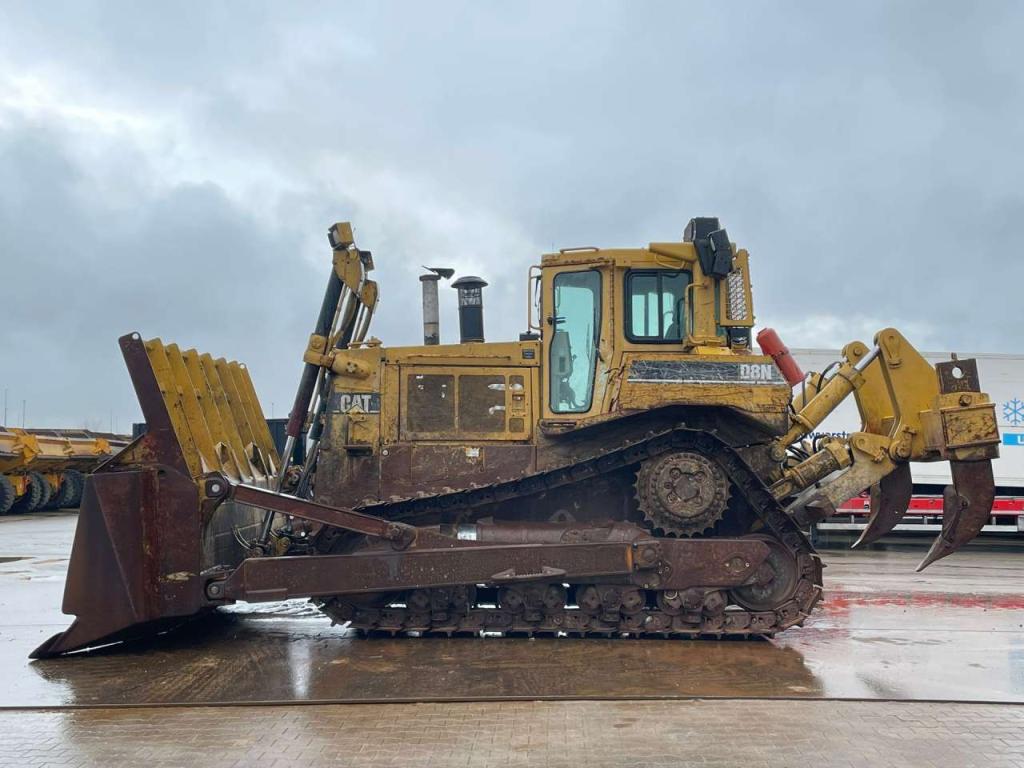 Caterpillar D8N Photo 1