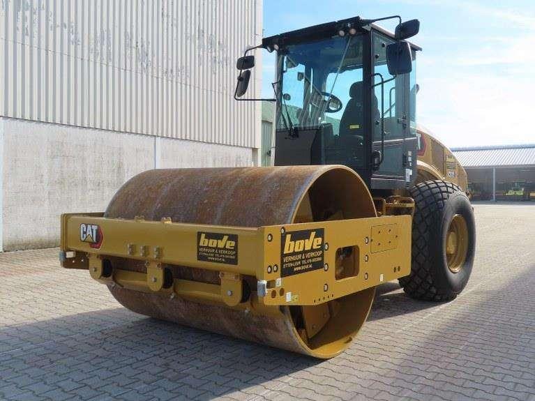 Caterpillar CS12 Photo 6