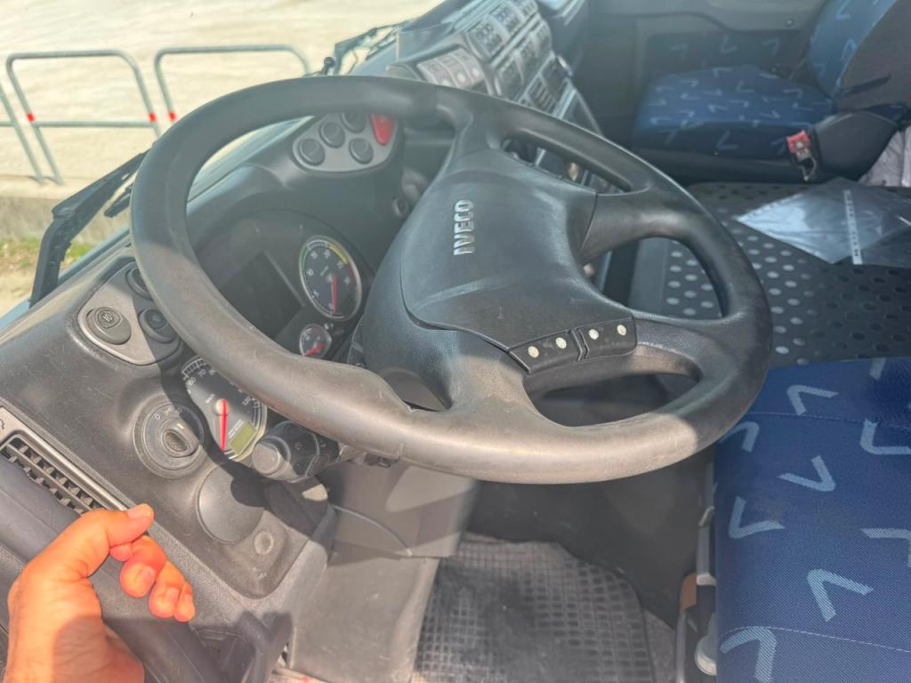 Iveco STRALIS 400 Photo 10