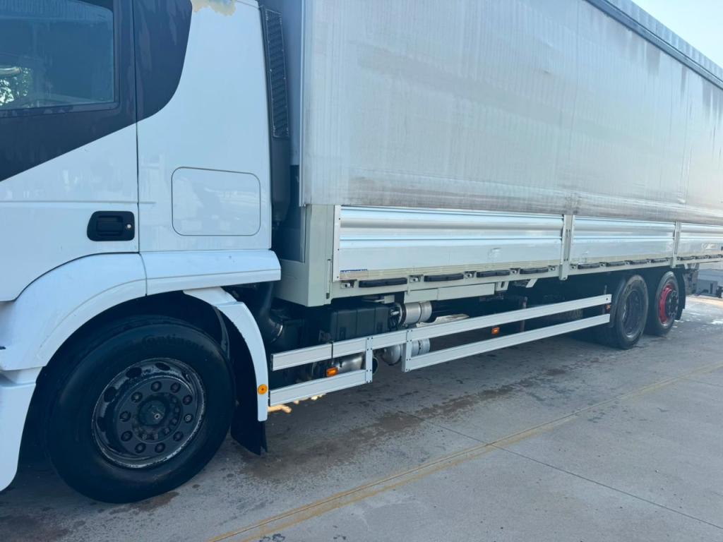 Iveco STRALIS 420 Photo 6