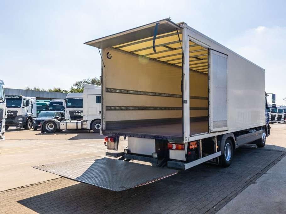 Mercedes-Benz ATEGO 1524 L + DHOLLANDIA 2T. Photo 5