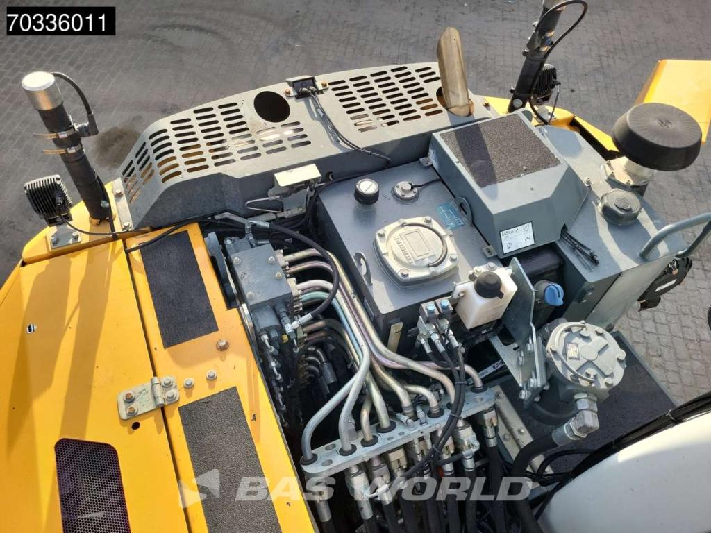 Liebherr A918 Photo 21