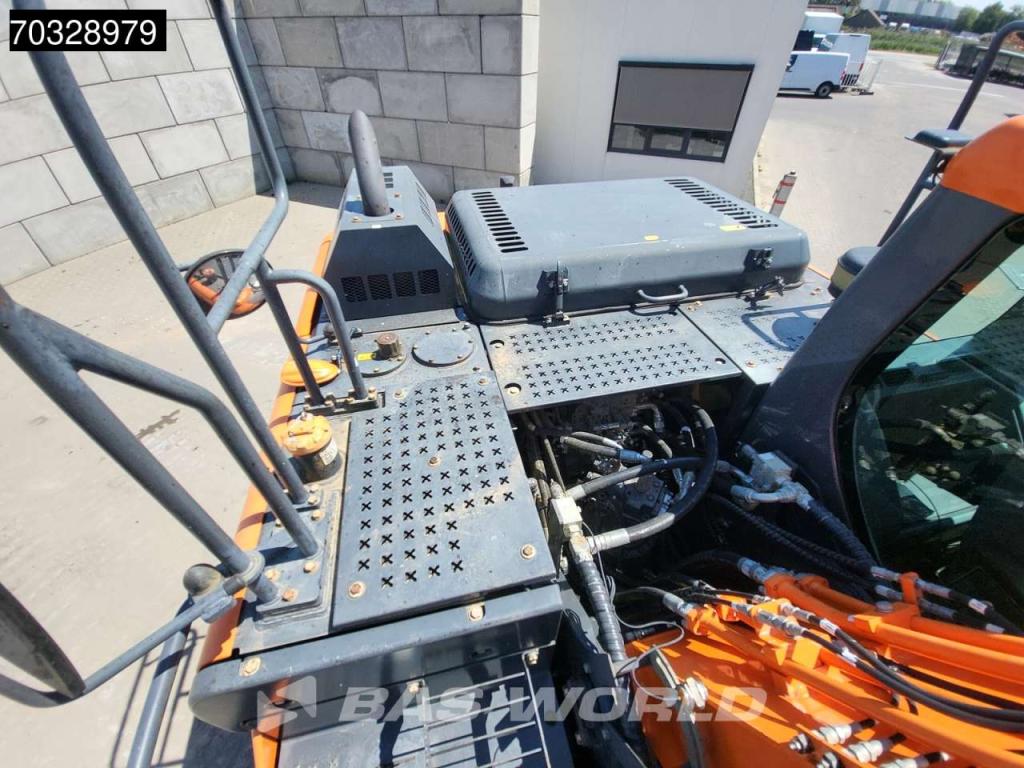 Doosan DX225 LC-5 Photo 16