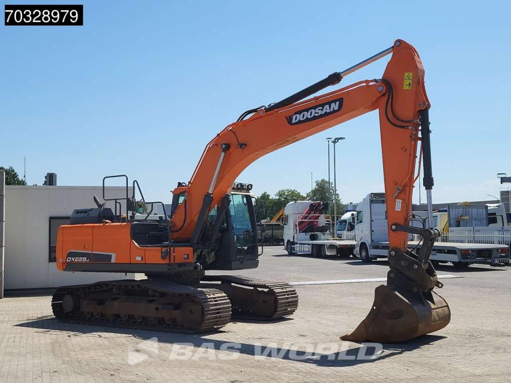 Doosan DX225 LC-5 Photo 6