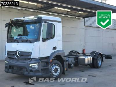 Mercedes-Benz Actros 1835 4X2 NEW chassis 5200mm wheelbase Full Air suspension Automatic Euro 6 sold by BAS World B.V.