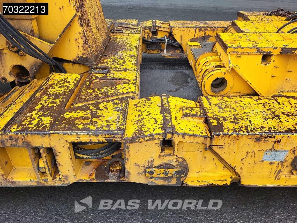 Goldhofer STZ-VKL-3-35/80A Extendable Gooseneck Photo 16
