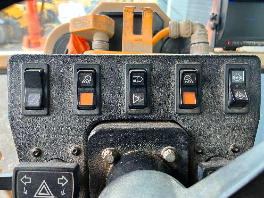 Caterpillar 120H - CE CERTIFIED / Front Blade / ripper Photo 11